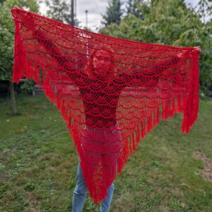 Czerwona chusta szydełkowa handmade – bawełniana, ażurowa